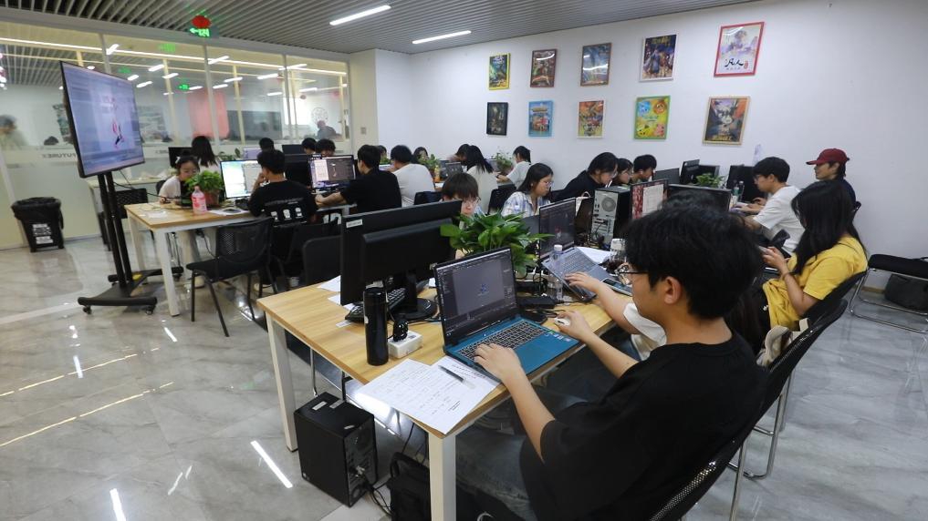 微短劇何時告別“野蠻生長”？